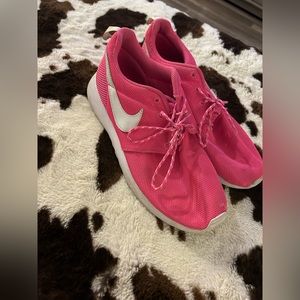 Nike Hot Pink